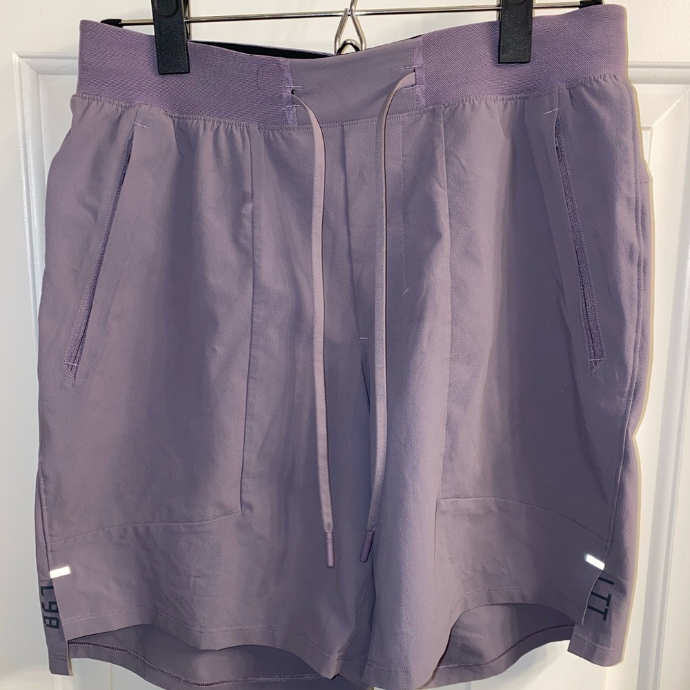 Men’s Lululemon shorts